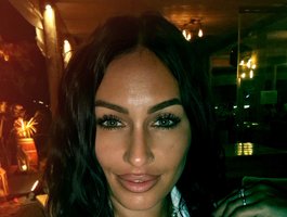 HOTbrunette69 avatar