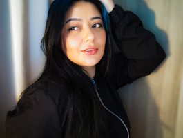Lauratoro avatar