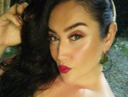 MeganHotCurvy avatar