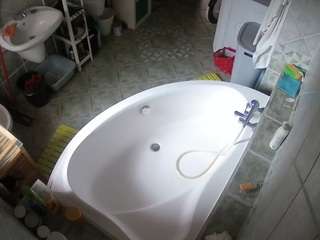 voyeurcam-julmodels-bath-1st-1 avatar