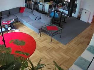 voyeurcam-julmodels-living-2 avatar