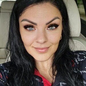 Anaysa27 avatar