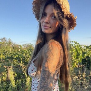 DreamAna avatar