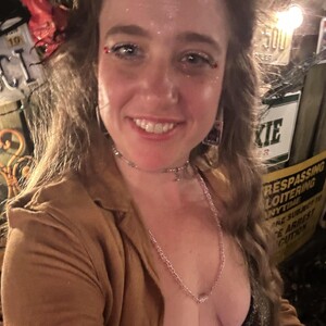 RosyRenee333 avatar