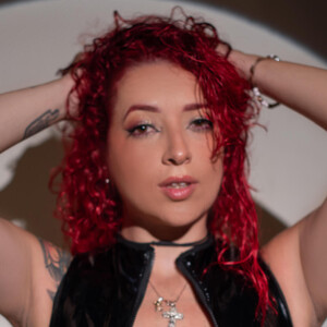 RoxanneStorms avatar