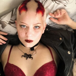VeluVicious avatar