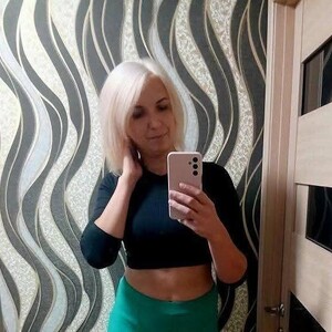 White_Queen avatar