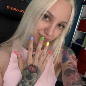 Yourfeetmodel avatar