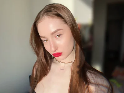 AlisaFoxis avatar