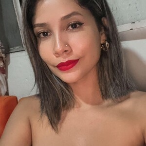 Latina_col avatar