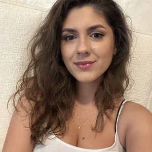 Eva_EvansV avatar